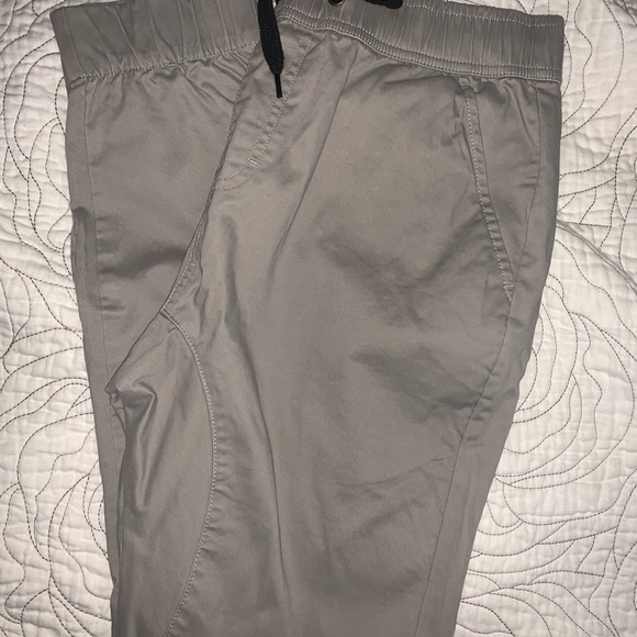 Joggers - Picture 3 of 6